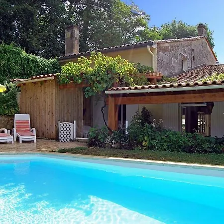 Willa Fronsac Sleeps 10 Pool Monfaucon (Dordogne)