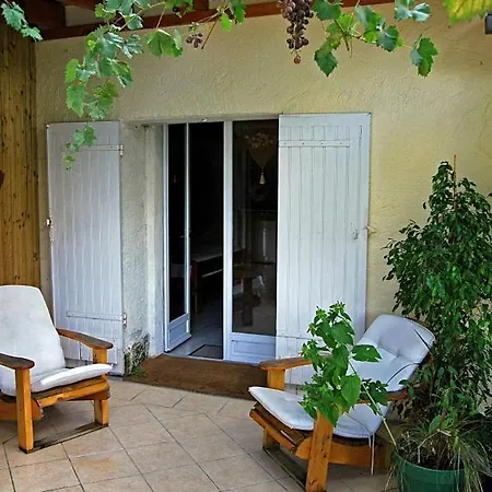 Fronsac Sleeps 10 Pool Willa