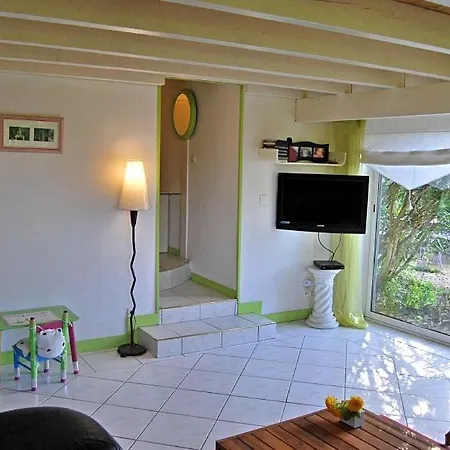 Fronsac Sleeps 10 Pool Monfaucon (Dordogne)